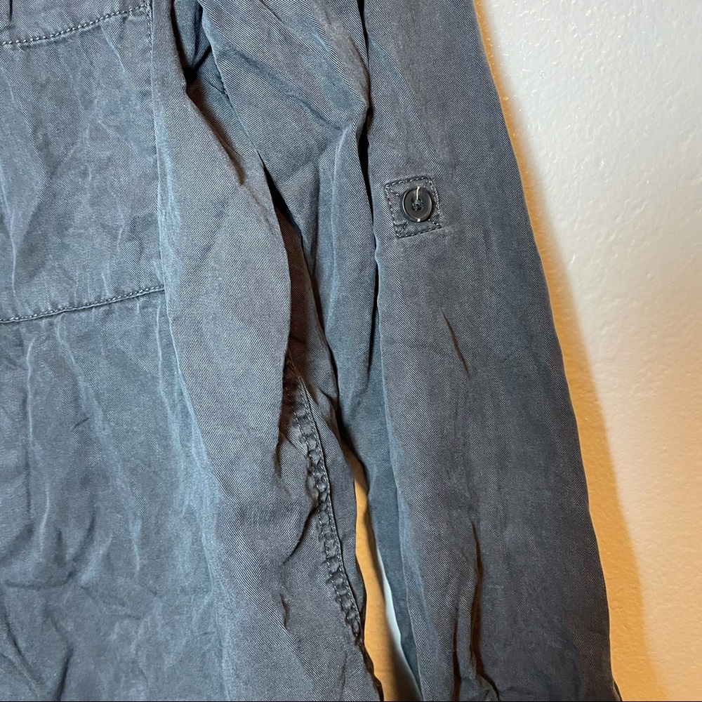 Universal Thread button down shirt - Picture 6 of 7